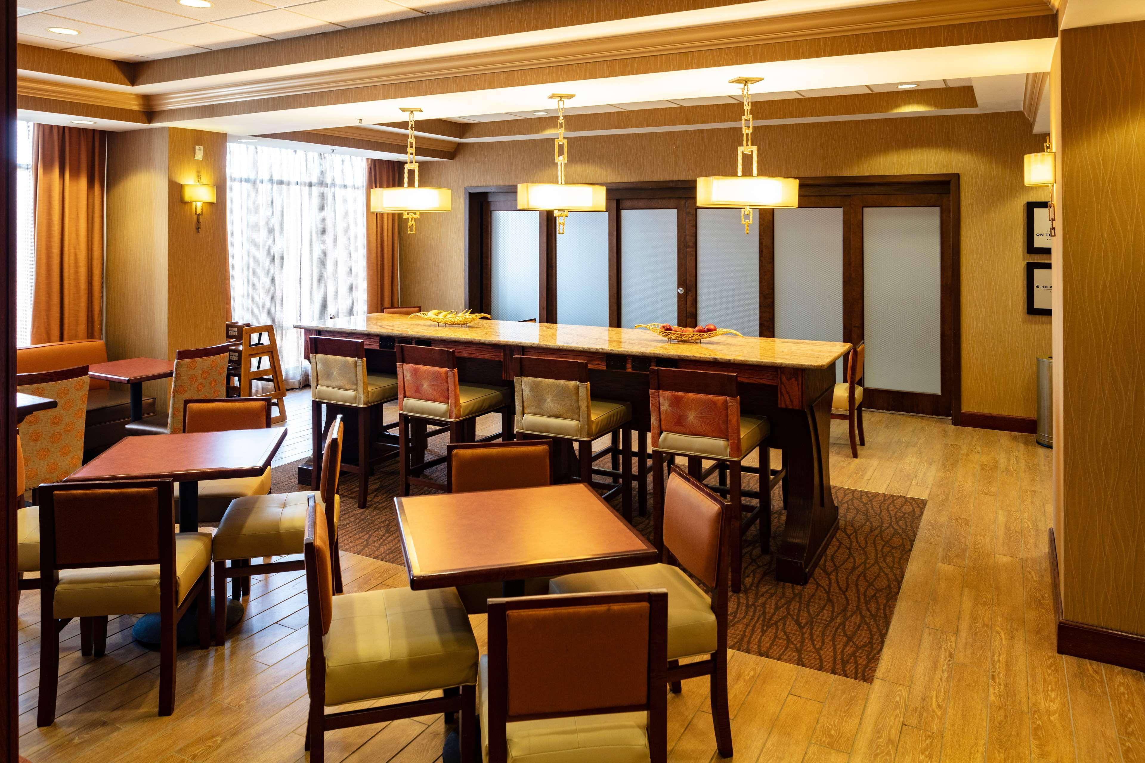 Hampton Inn Easton Exterior foto